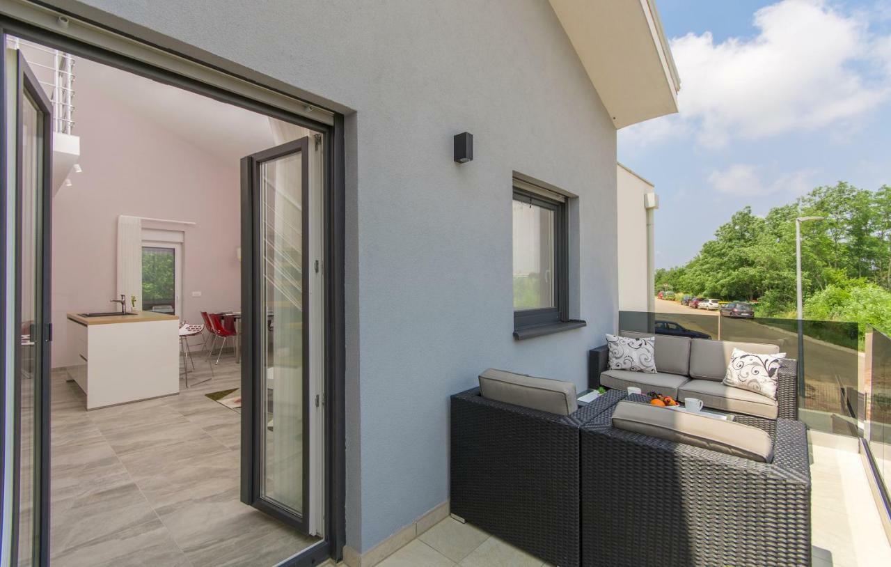 Apartment Lunne Novigrad  Luaran gambar