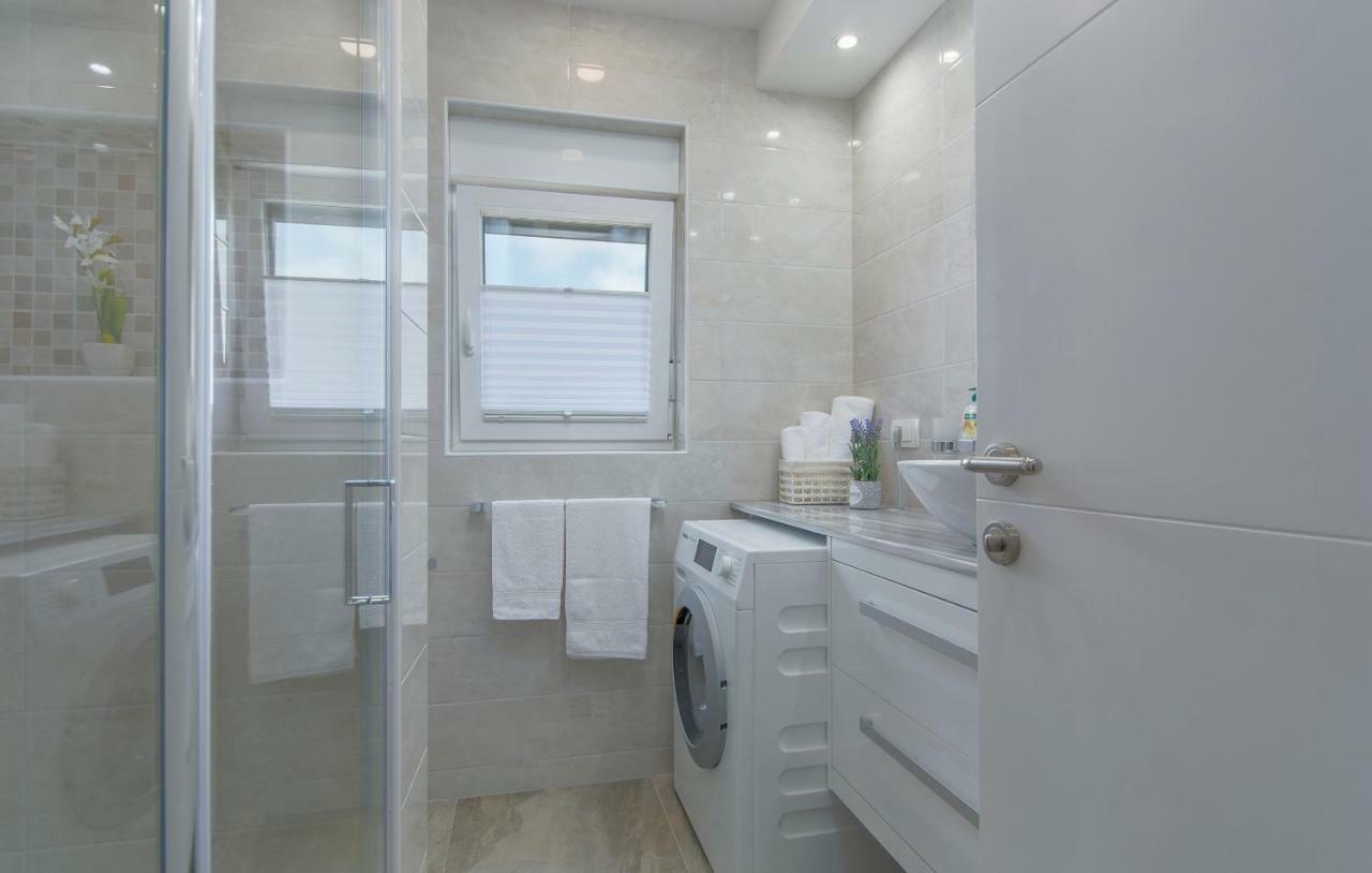 Apartment Lunne Novigrad  Luaran gambar